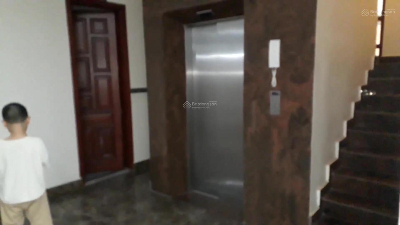 Biệt thự căn góc KĐT Trung Yên, 260m2, 5 tầng, 1 hầm, thang máy, điều hòa, 50tr/tháng