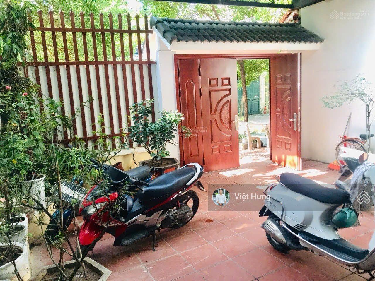 Chính chủ bán căn LKBT Phùng Khoang DT 147m2*MT 7m, đường ôtô tránh. Xây 5 tầng sân vườn rộng. SĐCC