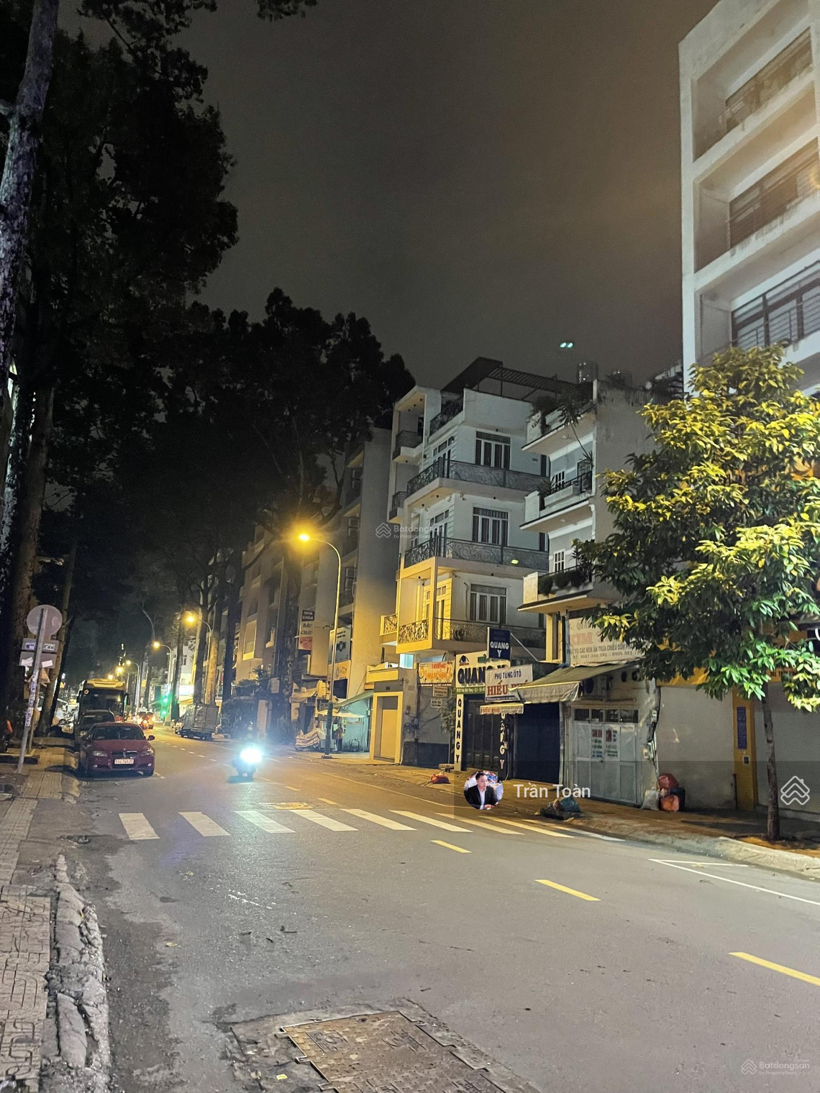 Nhà MT Trần Bình Trọng P.4 Q.5 - 10x20m. CN 200,8m2 - hầm, 7 tầng - HĐT 300tr/th - 97 tỷ