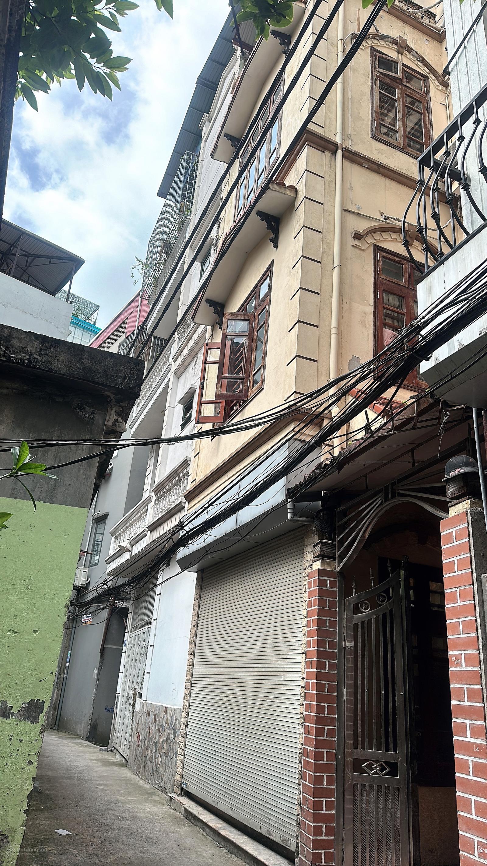 Nhà dân xây giá đầu tư ngõ 219 Bồ Đề - Long Biên. 45m2 x 4 tầng. Ngõ thông ô tô gần phố. Sổ đỏ đẹp Nhà dân xây giá đầu tư ngõ 219 Bồ Đề - Long Biên. 45m2 x 4 tầng. Ngõ thông ô tô gần phố. Sổ đỏ đẹp