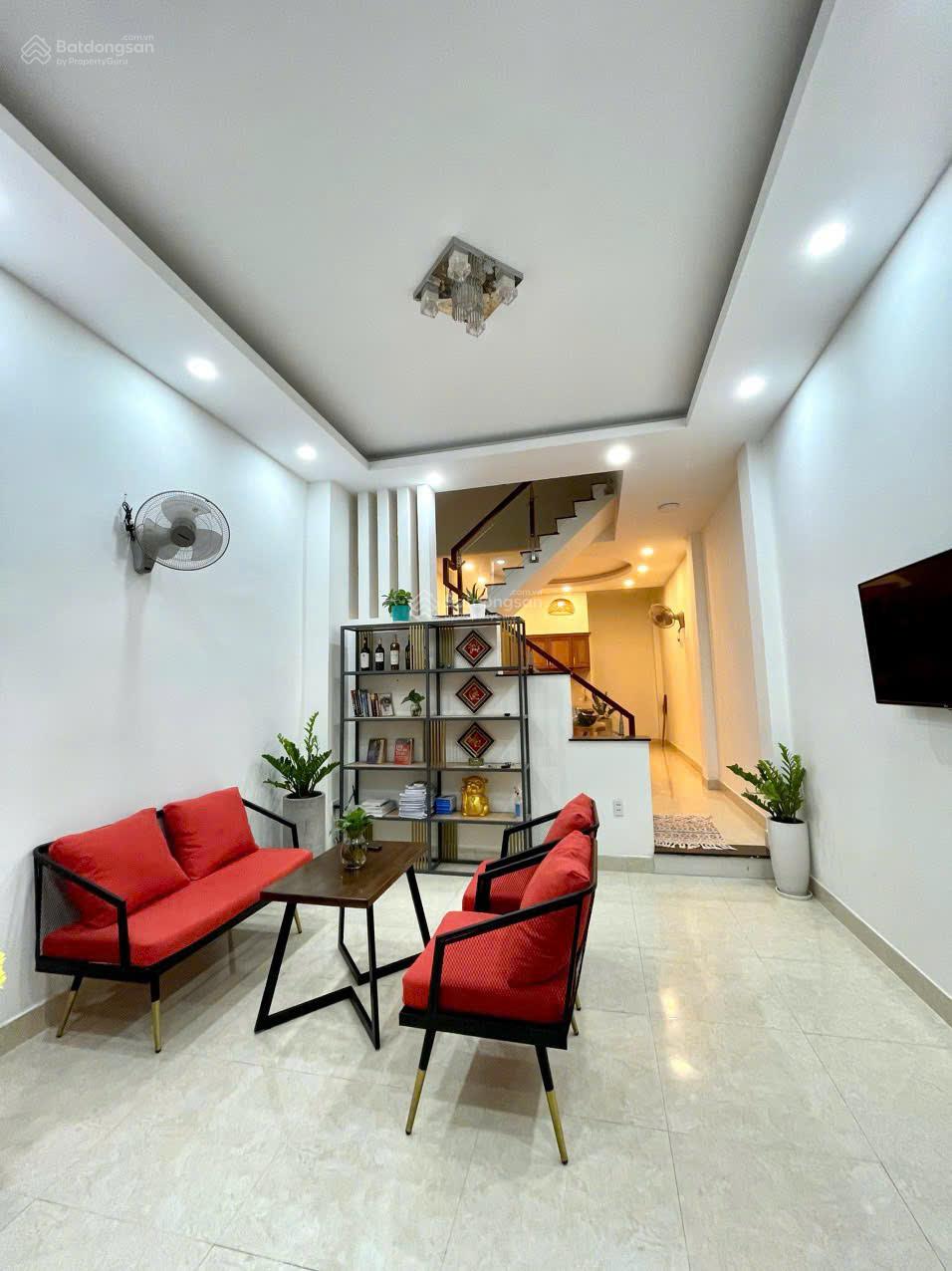 Nhà view sông SG tại Thạnh Lộc 15 (4x15)m 3 tầng đầy đủ tiện nghi Nhà view sông SG tại Thạnh Lộc 15 (4x15)m 3 tầng đầy đủ tiện nghi