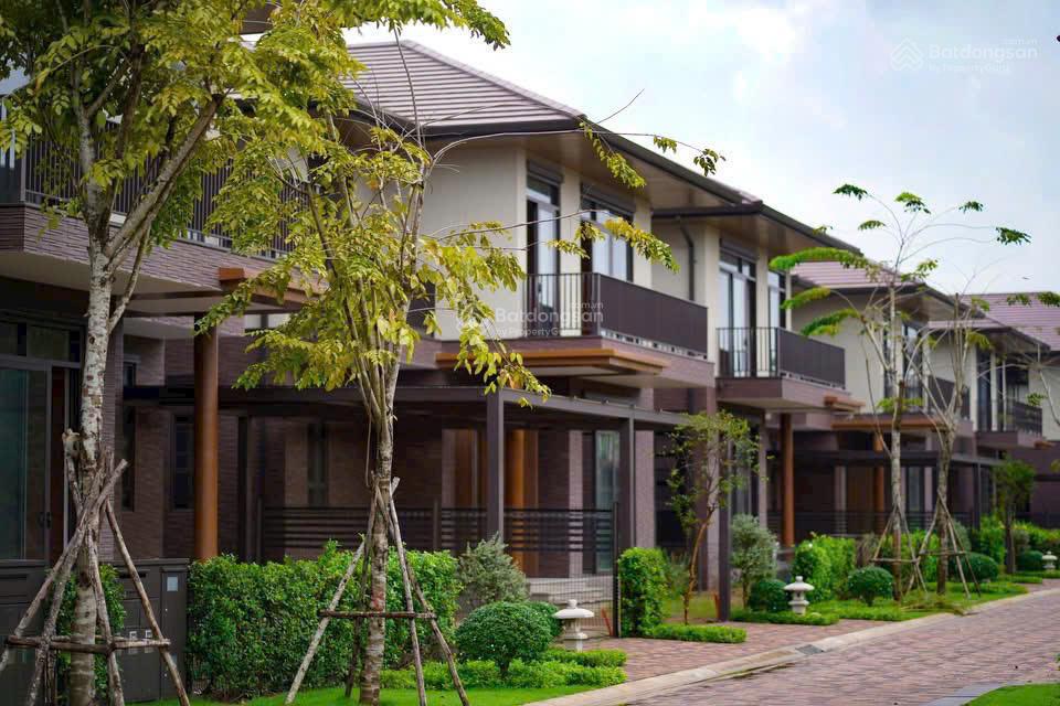 Bán biệt thự đơn lập 225m2 khu compound cao cấp tại Waterpoint chiết khấu 23%, hạn mức vay 70%