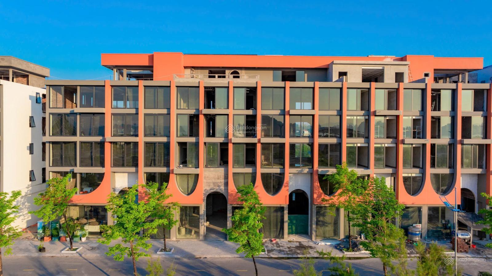 Bán nền Shophouse Đại Lộ 58m đặc khu Vân Đồn, đối diện chung cư, DT 87,5m2, hướng Nam, giá 4,5 tỷ