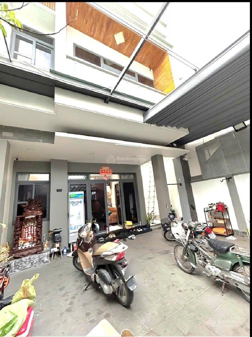 Bán nhà khu vip Lê Văn Lương, cạnh Lotte Quận 7, 7.2m x 16m, đường trước nhà 8m