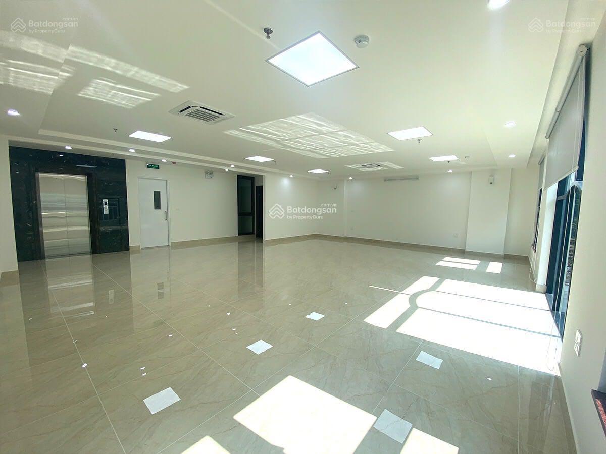 Bán gấp nhà mặt Đường Lê Đức Thọ, 110m2*6tầng+1hầm, MT 8m, thông sàn, thang máy, giá 55tỷ
