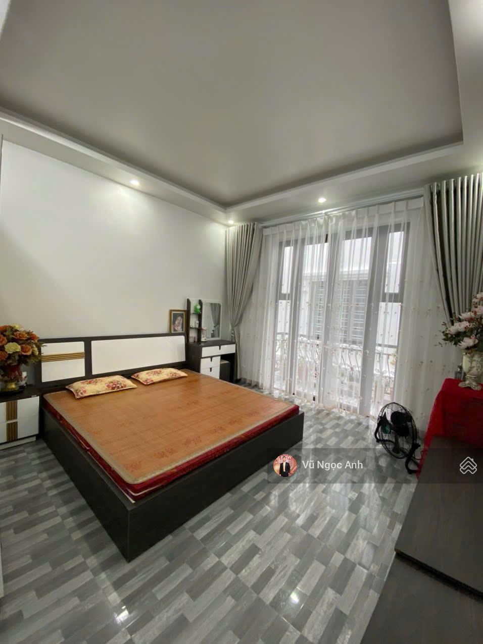 Bán nhà Đằng Hải 4 tầng 4 ngủ khép kín gần mặt đường