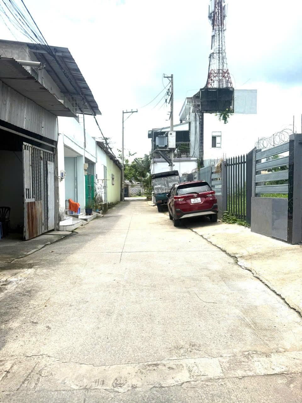 Bán 2 lô liền nhau 5*20m . Dương Công Khi. Tân Hiệp. Hocmon