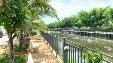 Sang lô góc 245m2 đất thổ cư mặt tiền đường 12m đường thông dài lên khu chế xuất/ Sổ riêng