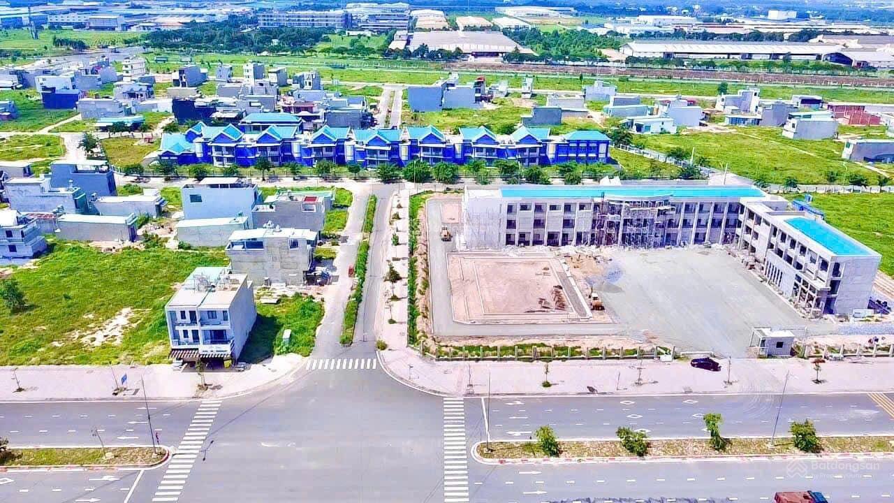 Cắt lỗ sâu! Cần ra gấp lô 250m2 ngay khu TĐC Lộc An Bình Sơn, sát DT769. Sổ sẵn