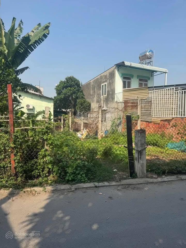 Thanh lí gấp lô đất ngay Vincom Dĩ An DT 70,7m2, 1t750 đang kinh doanh cho thuê 9tr/th, SHR