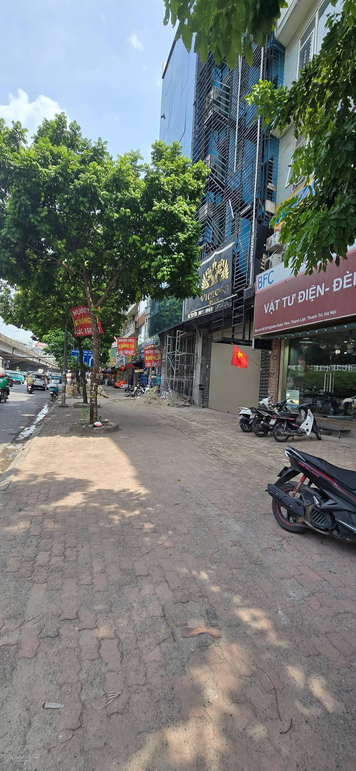 MẶT TIỀN GẦN 8M Giá Đầu Tư Bán NHANH MP NGUYỄN XIỂN - 120m hai mặt thoáng trước phố sau ngõ KD Vip. MẶT TIỀN GẦN 8M Giá Đầu Tư Bán NHANH MP NGUYỄN XIỂN - 120m hai mặt thoáng trước phố sau ngõ KD Vip.