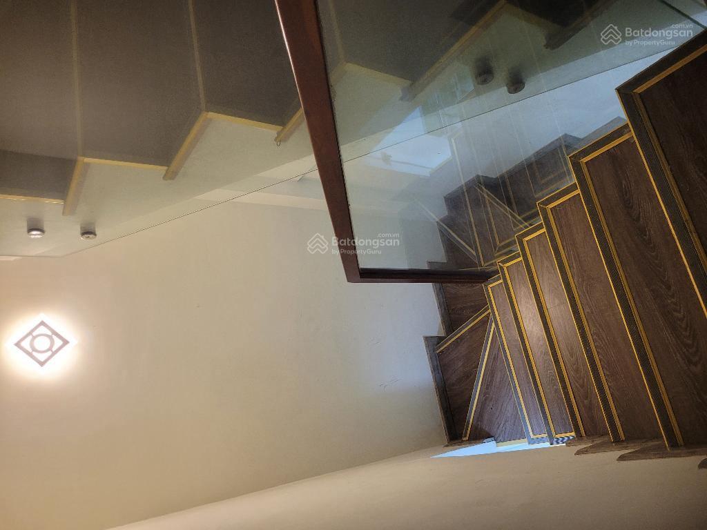 Bán nhà MT ngay Đa Kao - Đinh Tiên Hoàng Quận 1 - chính chủ - 5 tầng