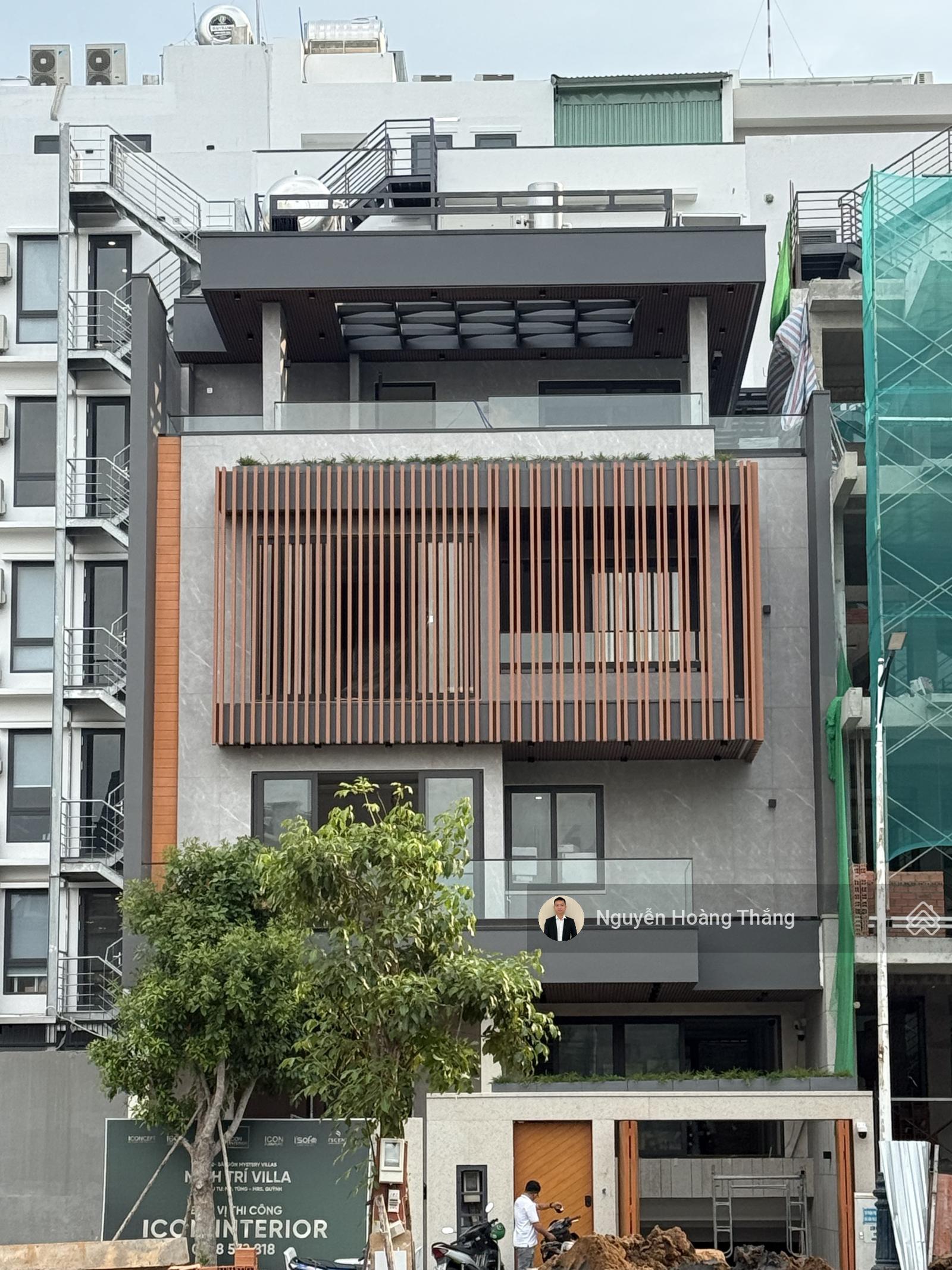 Cho thuê văn phòng 1 hầm 4 tầng DTSD 588m2 giá 90tr/th, Đảo Kim Cương Q. 2, LH 0936 890 ***