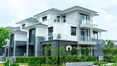 Gladia By The Waters siêu phẩm nhà phố liên kế vườn đường 25m. DTXD 224.6m2 kết cấu 1 trệt 3 lầu