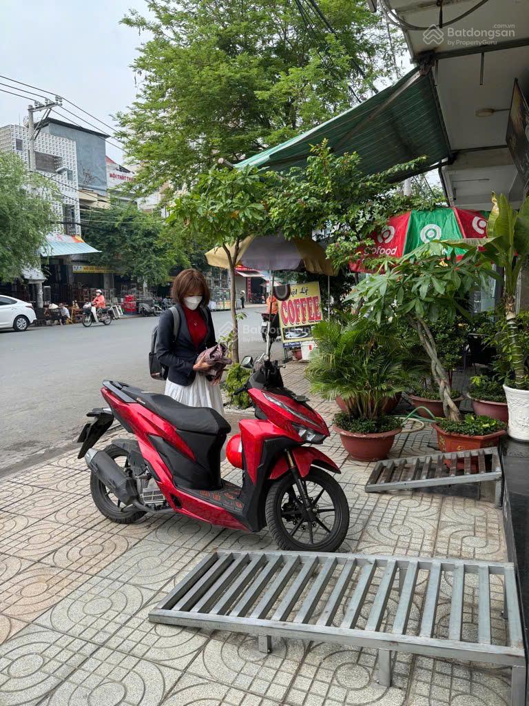 Bán nhà mặt tiền Phạm Văn Bạch Phường 15 Tân Bình, DT 5.1x28m, chỉ 19 tỷ TL