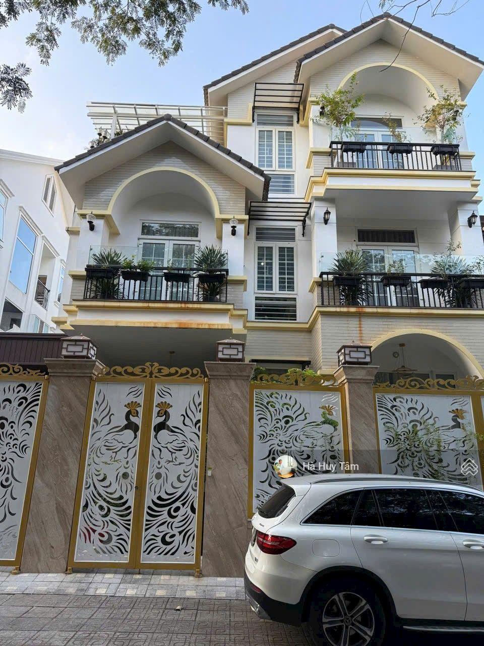 Bán biệt thự view công viên chính KDC Gia Hòa, Quận 9