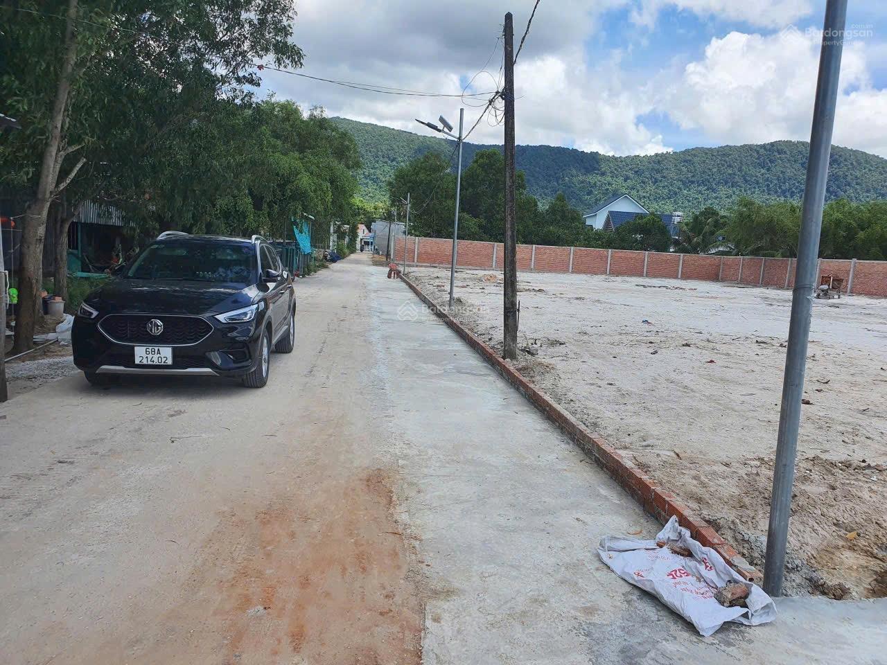 Bán nền đất thổ cư ngay sát biển Bãi Bổn, Phú Quốc. Chuyển nhượng ngay