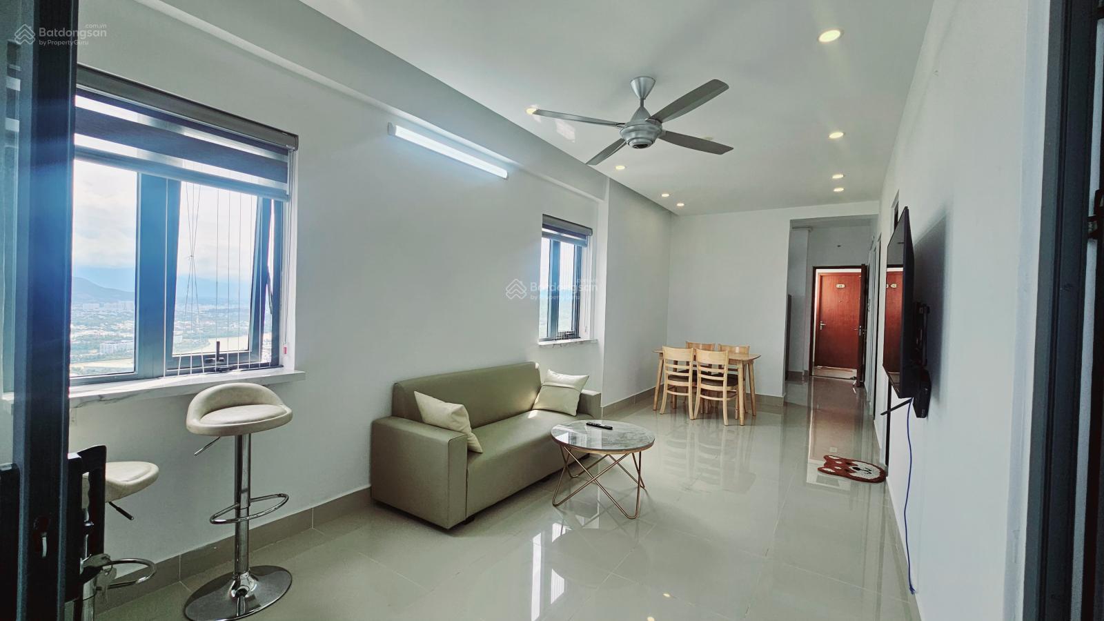 Bán căn góc view biển cực đẹp full nội thất cho thuê 12 - 14tr ngay TP Nha Trang Bán căn góc view biển cực đẹp full nội thất cho thuê 12 - 14tr ngay TP Nha Trang