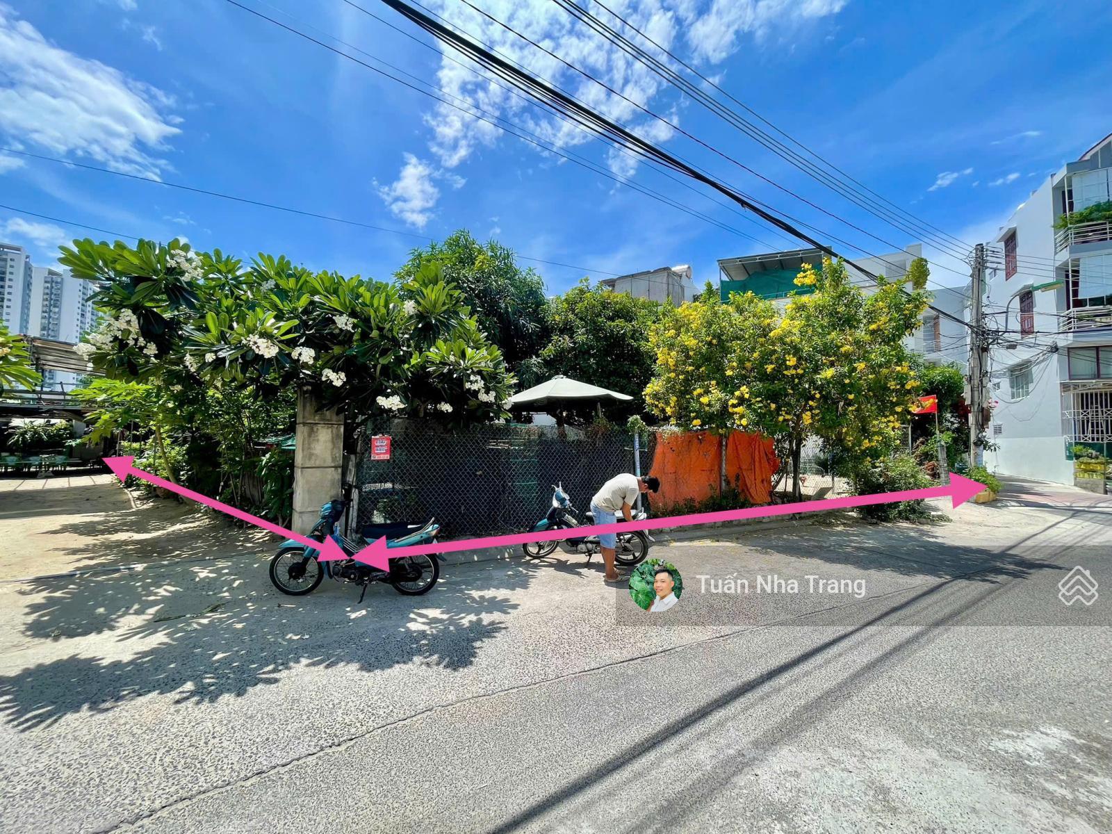 Duy nhất 1 căn nhà cấp 4 gần chợ Vĩnh Trường, Nha Trang. Mặt tiền rộng 15m. Giá tốt Duy nhất 1 căn nhà cấp 4 gần chợ Vĩnh Trường, Nha Trang. Mặt tiền rộng 15m. Giá tốt