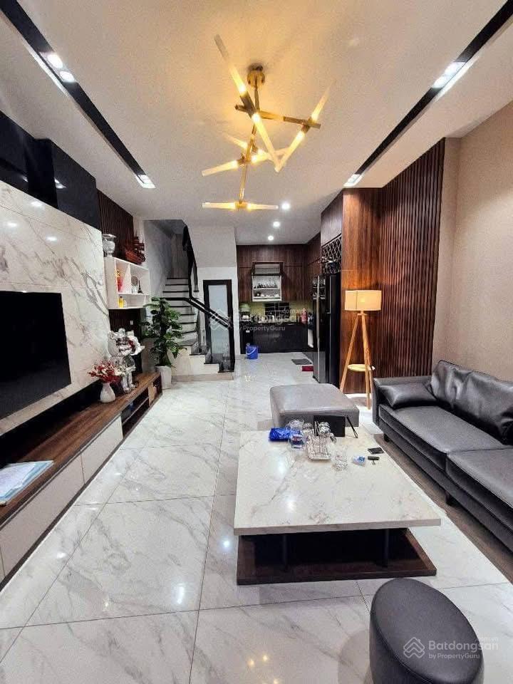 Mặt phố siêu đẹp Bế Văn Đàn, phân lô, vỉa hè, kinh doanh sầm uất, 2 thoáng, 50m2, chỉ 12 tỷ