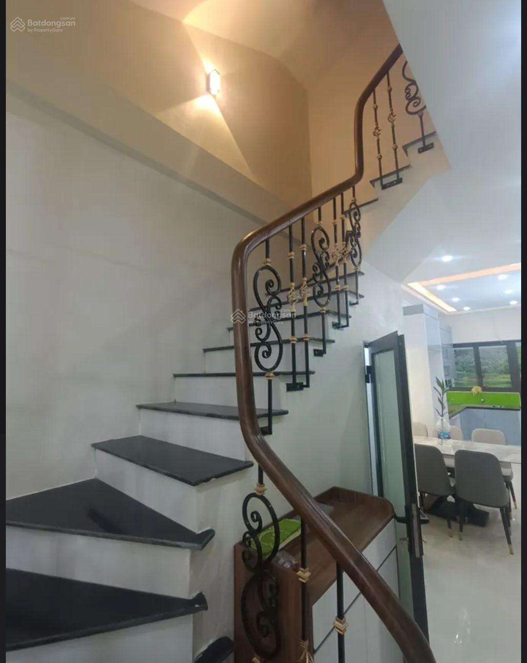 Bán Nhà Đẹp mới koong Yên Duyên Quận Hoàng Mai Hà Nội DT 68m 5 Tầng Giá 12,5 Tỷ Nhà ngõ ô tô đỗ