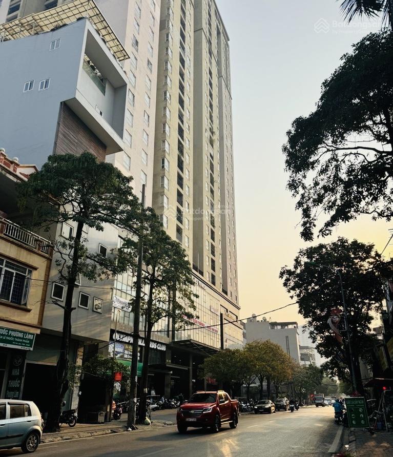 Bán nhà phố siêu đẹp Tô Hiệu, phân lô, vỉa hè, kinh doanh sầm uất, 2 thoáng, 60m2, chỉ 19 tỷ