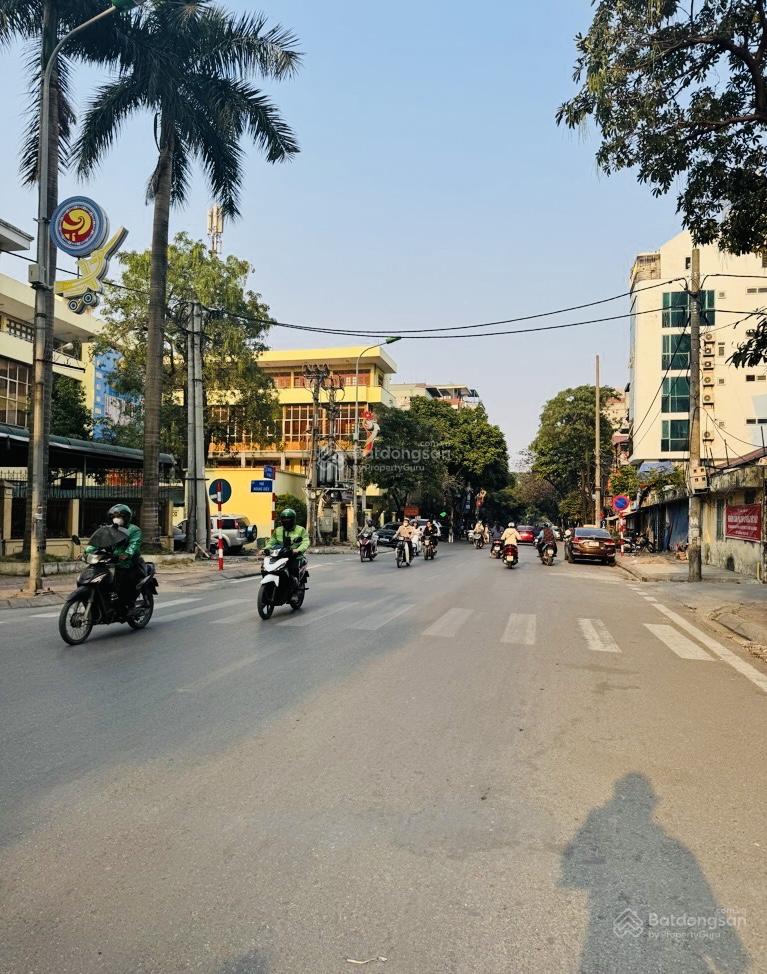 Bán nhà phố siêu đẹp Tô Hiệu, phân lô, vỉa hè, kinh doanh sầm uất, 2 thoáng, 60m2, chỉ 19 tỷ