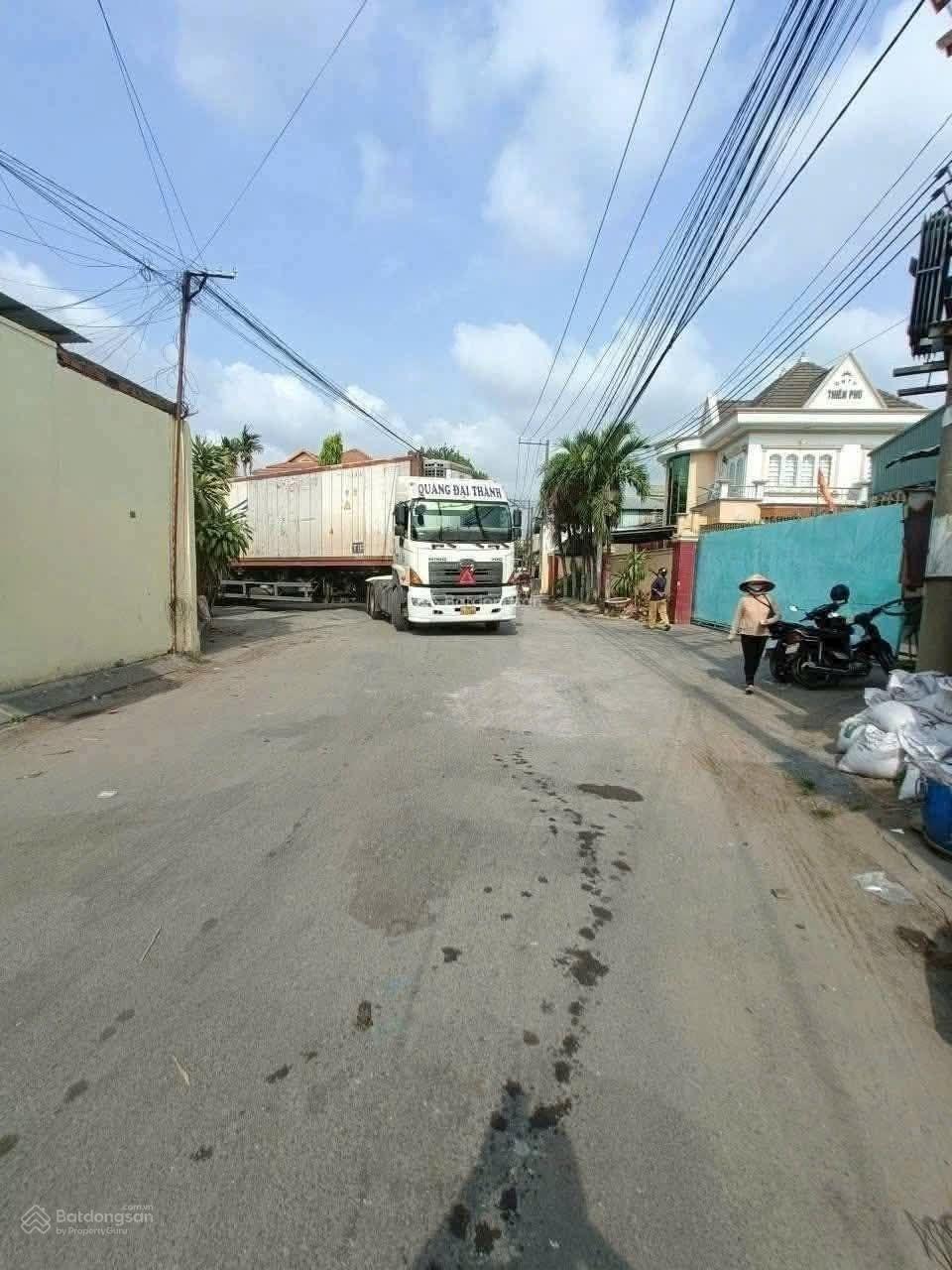 Cho thuê xưởng Thuận An BD. Giá: 82.880đ/m2/th DT: 2000m2, 3000m2, 9000m2 giấy tờ đầy đủ Cho thuê xưởng Thuận An BD. Giá: 82.880đ/m2/th DT: 2000m2, 3000m2, 9000m2 giấy tờ đầy đủ