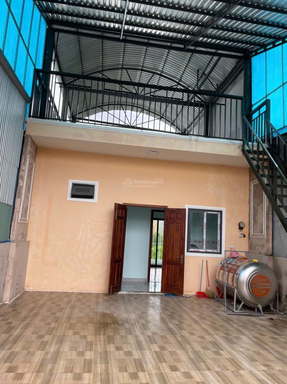 Gia đình tôi cần bán căn nhà 122m2 tại Chợ Cầu Sấu, mặt đường Nguyễn Văn Cừ, Phú Quốc