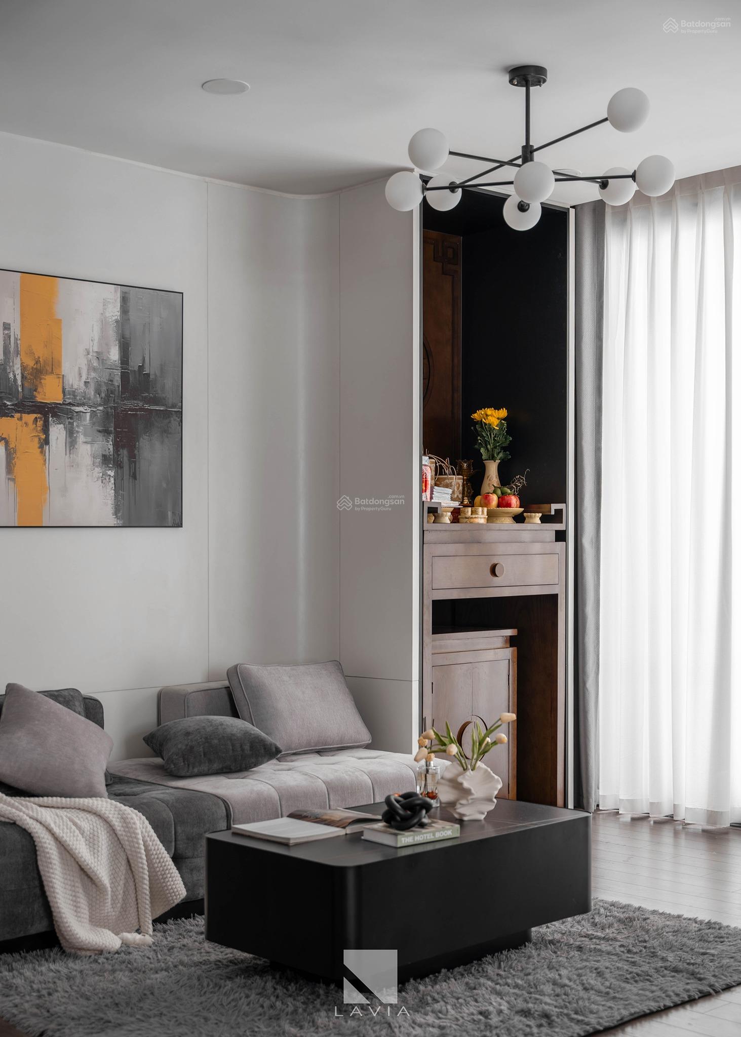 Chính chủ bán căn hộ nội thất cao cấp tại South Tower 90m2 2PN - 2VS sẵn sổ đỏ, có slot ô tô hầm