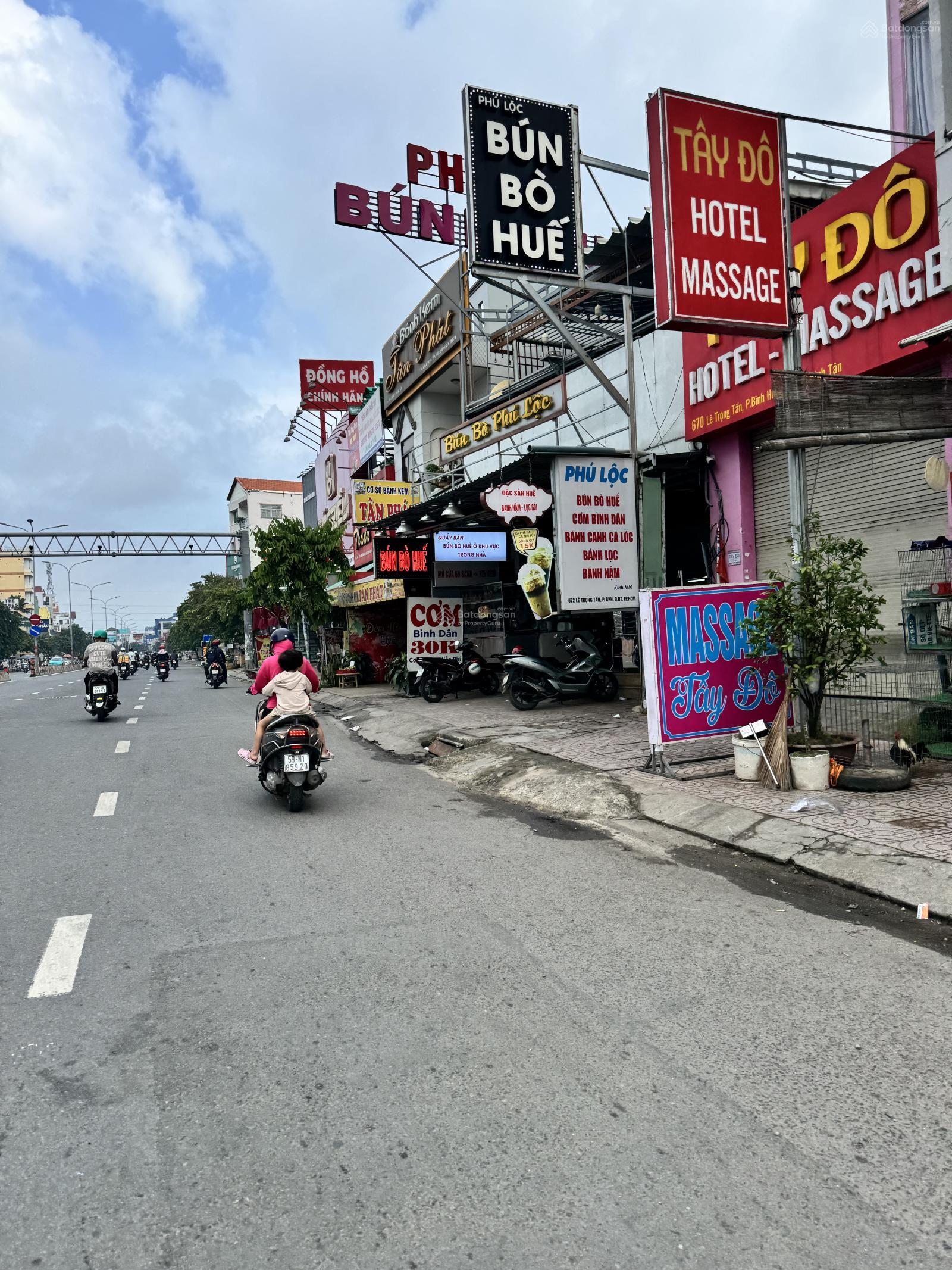 Cho thuê gấp MT Lê Trọng Tấn - Bình Tân giá 50 triệu gần cầu Bưng