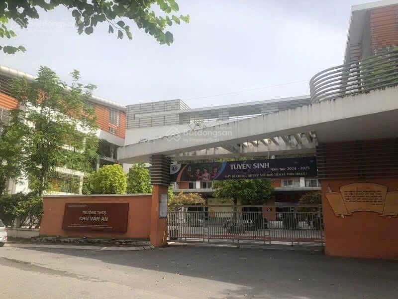 Bán gấp đất TDC Giang Biên 40m đường rộng có vỉa hè ,oto tránh đỗ cửa