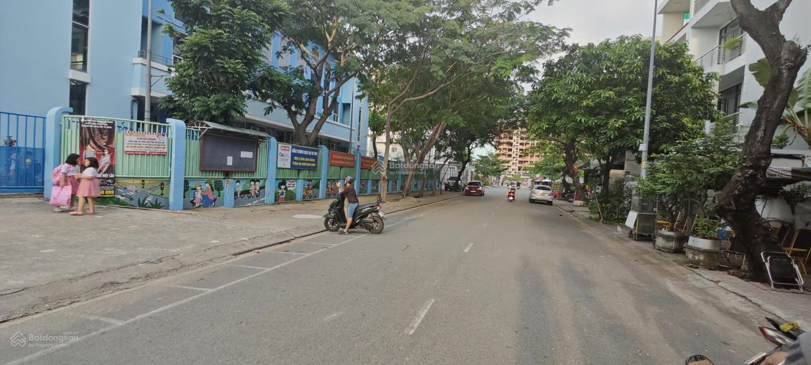 Bán đất KDC Sadeco Phước Kiển diện tích 5x20m giá từ 95tr/m2