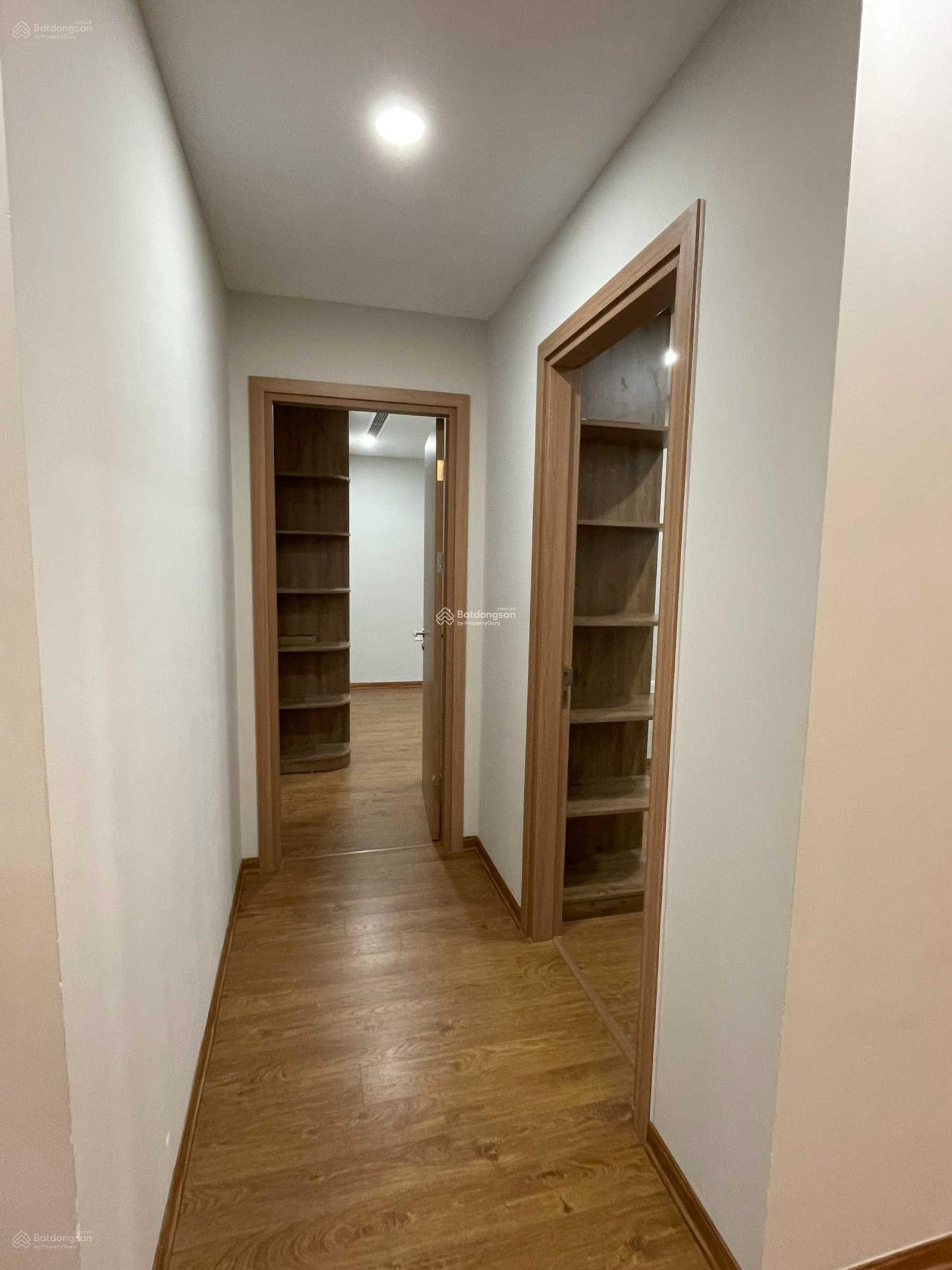 Hiếm: Cho thuê căn hộ 135m2, 4PN, 3WC đồ CB tại The Park Home, giá 24tr/th. Liên hệ: 0899 511 ***