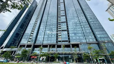 Em có 5 căn ngoại giao giá tốt nhất có nội thất view sông Hồng. Hỗ trợ vay NH, liên hệ ngay