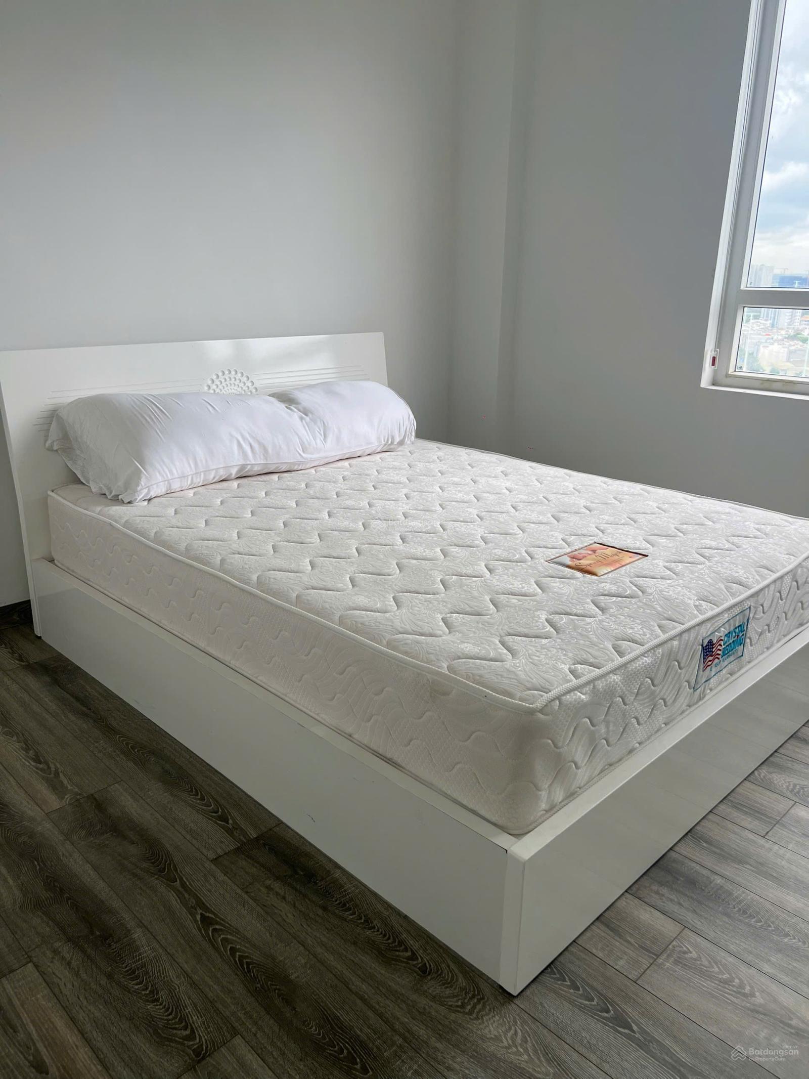 Cho thuê căn hộ CBD 3PN diện tích 91m2 giá 12tr liên hệ 0946 746 ***