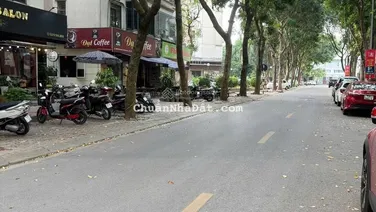 Bán gấp chung cư Việt Hưng tầng 1 siêu hiếm, sổ đầy đủ lâu dài, kinh doanh hoặc ở