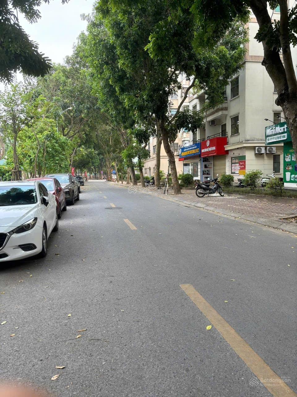 Bán gấp chung cư Việt Hưng tầng 1 siêu hiếm, sổ đầy đủ lâu dài, kinh doanh hoặc ở