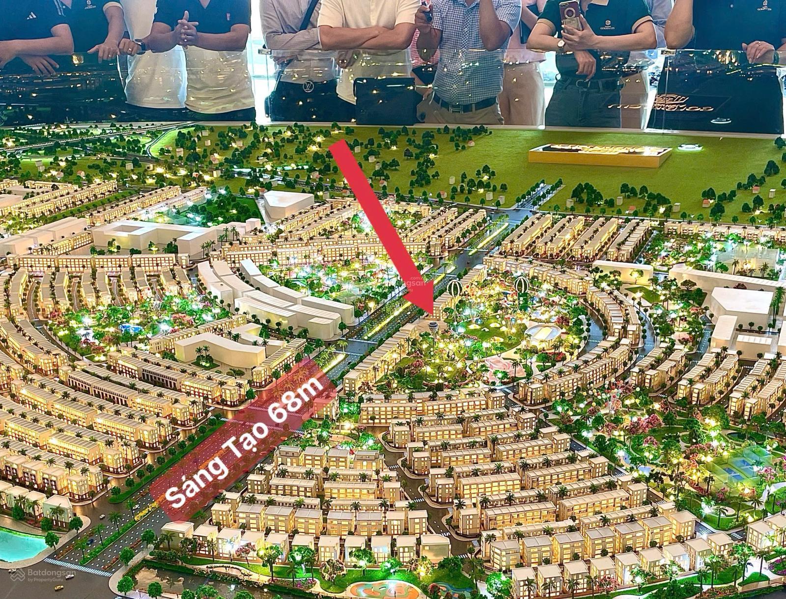 Quỹ 5 căn song lập 162m2 - Đại lộ Sáng Tạo rộng 68m - 4 tầng - view 2 công viên to nhất KD tốt