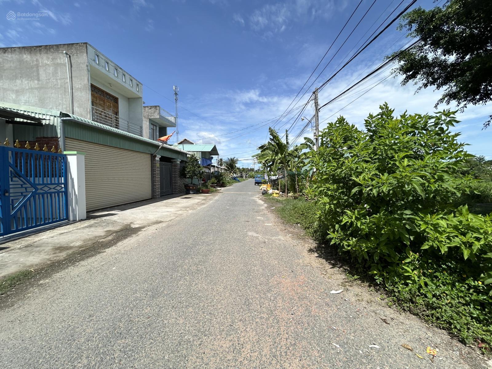 Bán đất thổ 2 mặt tiền , đường Nguyễn Quang Đại thuộc Phường 5 , TP Tân An _ DT : 6.5 x 23.4m2