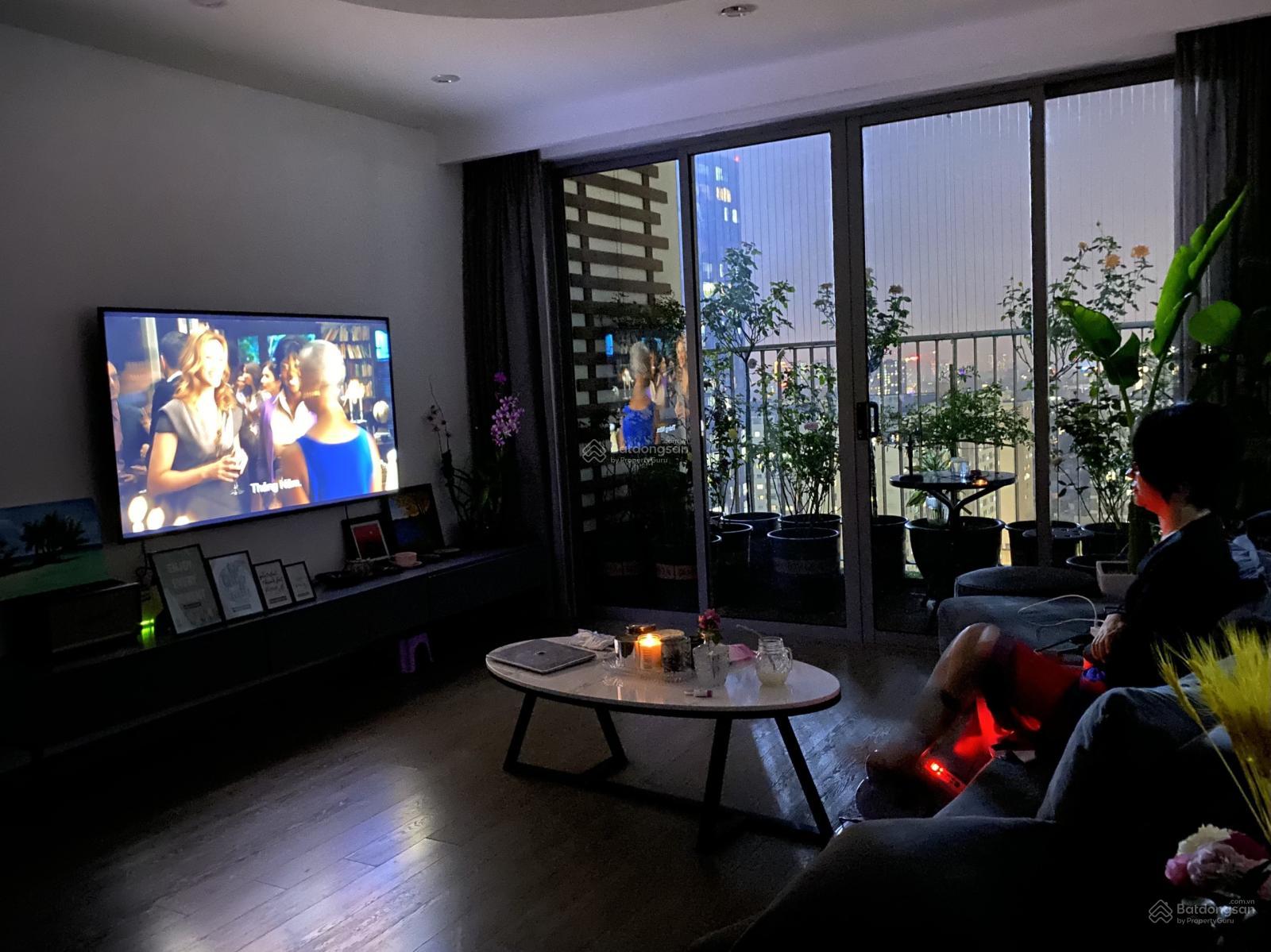 Chính chủ bán căn hộ Sky City Tower 88 Láng Hạ, 112m2 thiết kế 2N tầng trung full nội thất giá 9 tỷ