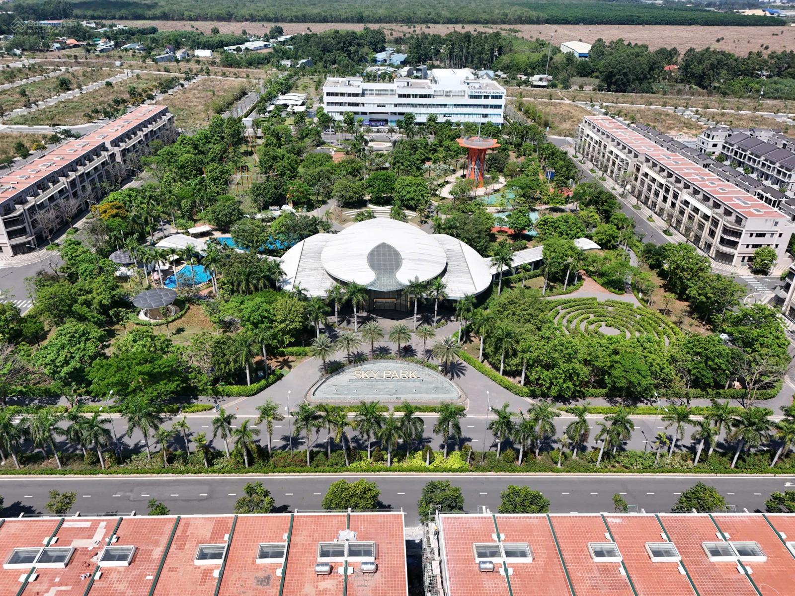 Bán lỗ lô đất đẹp thuộc dự án Gem Sky World của đất xanh gần công viên, trướng quốc tế