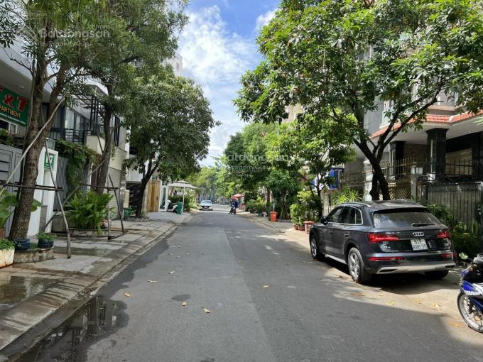 Bán nhà phố Vạn Phúc, Ba Đình. DT sổ 80m2 x 4T, MT 4,5m. Đường ô tô tránh, lô góc 2 thoáng, gần phố