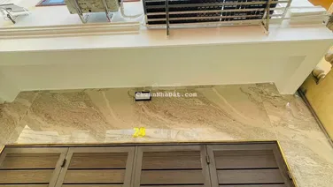 Bán mảnh đất Huỳnh Thúc Kháng 128m2 - mt 7m - LÔ GÓC - Cách phố 30m - Ngõ 3m thông. Giá: 25.6 tỷ
