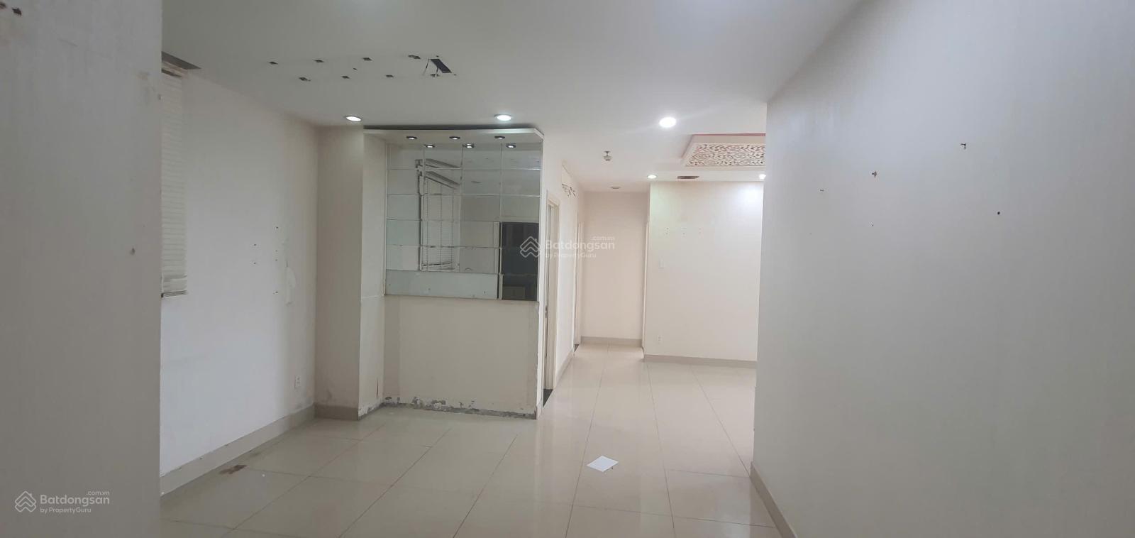 Bán căn 02 phòng ngủ, 97m2 tầng trung, giá tốt nhất, gió mát cả ngày, cam kết giá thật