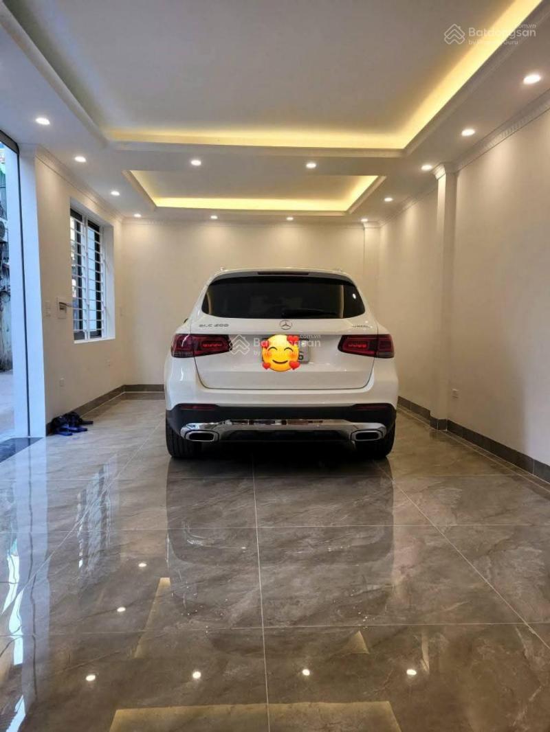 Nhà phố Thạch Bàn - lô góc - ngõ thông - ô tô ngủ tầng 1 - nhà mới koong - 6 tầng thang máy
