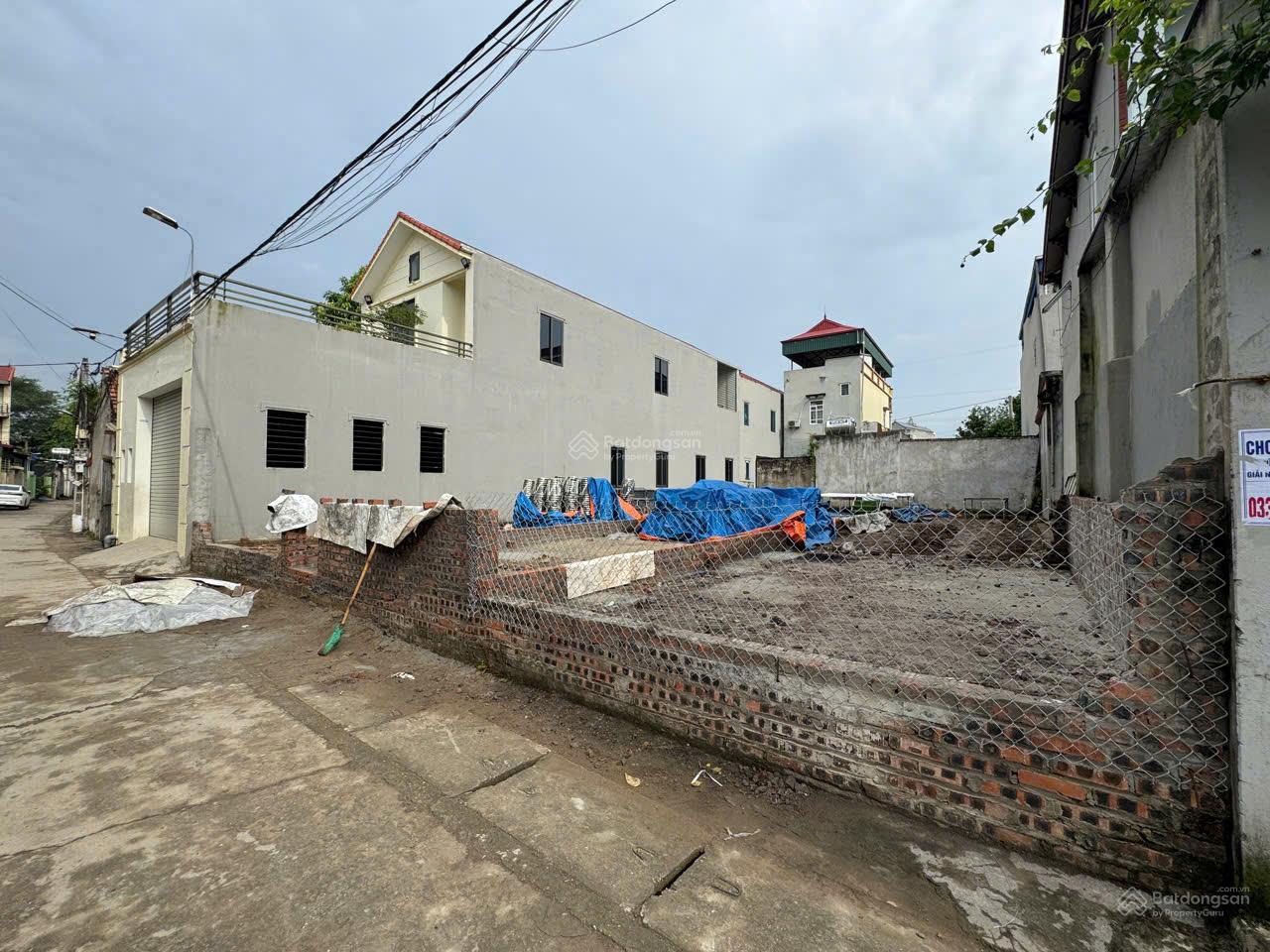 3, x tỏi đường 2 oto tránh nhau tại Yên Vinh, Thanh Lâm, Hà Nội đi vành đai