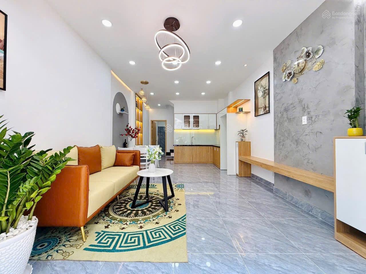 Nhà Quận3 2tỷ290 56m2 tại đường Hai Bà Trưng, phường Võ Thị Sáu Quận 3