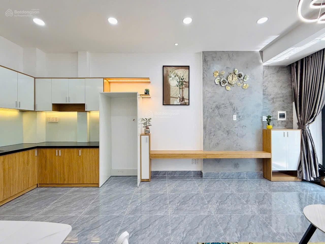 Nhà Quận3 2tỷ290 56m2 tại đường Hai Bà Trưng, phường Võ Thị Sáu Quận 3