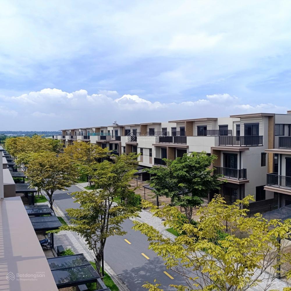Bán nhà phố Izumi City nhà đẹp đã bàn giao, sẵn ở ngay. Giá 6,8 tỷ full